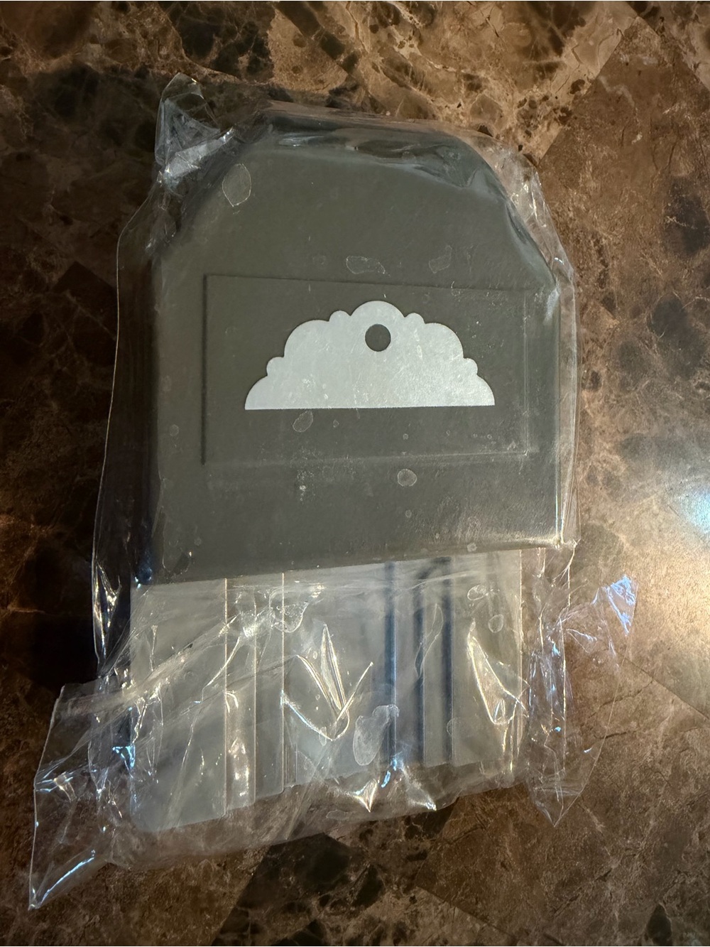 Stampin’ Up ‘Delightful Tags Topper Punch’ nip
